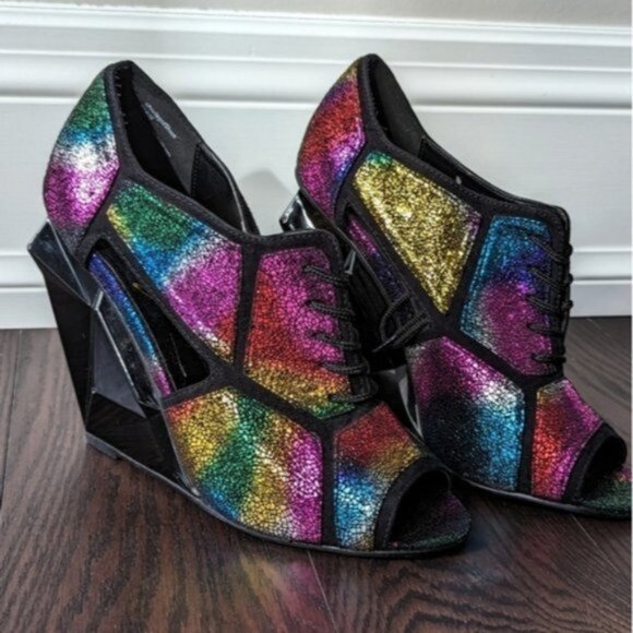 Privileged metallic sparkly rainbow lace up wedge heels - Picture 1 of 8